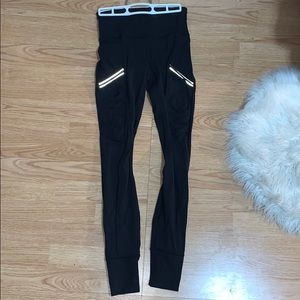 Lululemon leggings, black with two zipper pockets!
